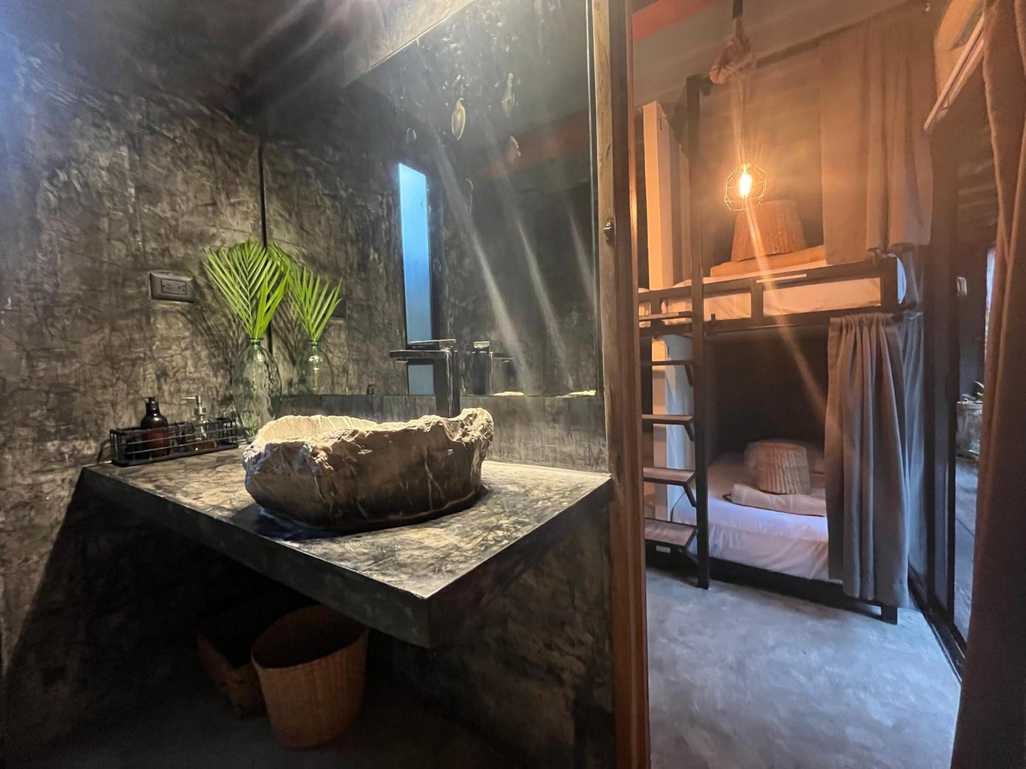 Meteora Stay & Coffeehouse Tulum Pueblo Buitenkant foto